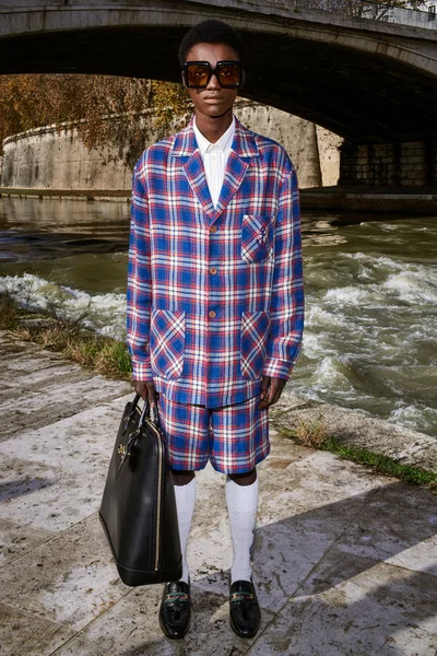 Look 43
